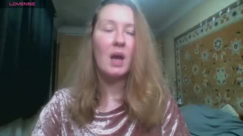 AnnaXLovers online show from 19, 12, 2025