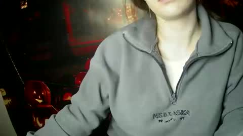 Bella online show from 17, 10, 2025