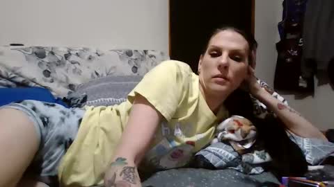 Snapshot of anne12369 chatting on 5, 12, 2025 anne online show from 5, 12, 2025