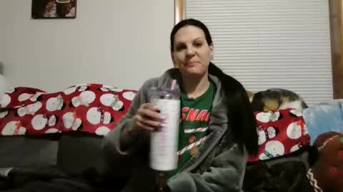 Snapshot of anne12369 chatting on 19, 12, 2025 anne online show from 19, 12, 2025