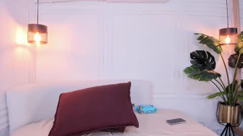 anne_millerr online show from 28, 7, 2026