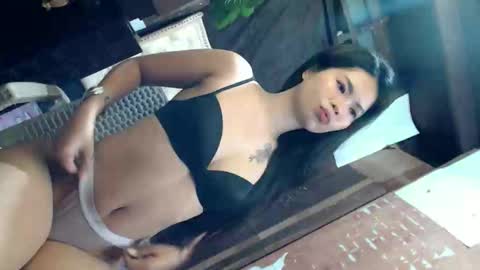 Snapshot of anne_stephy chatting on 26, 2, 2026 anne stephy online show from 26, 2, 2026