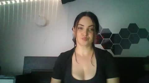 annebellee69 online show from 2, 10, 2025