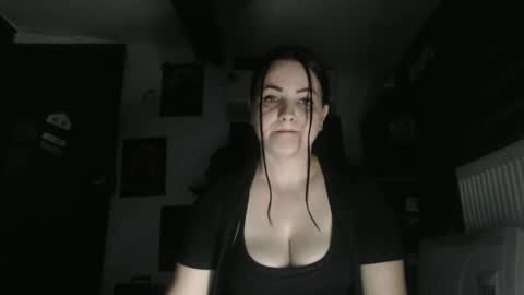 annebellee69 online show from 31, 10, 2025