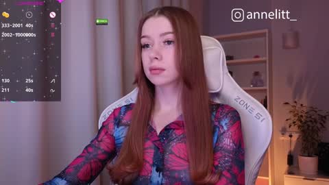 Snapshot of annelitt chatting on 19, 12, 2024 annelitt online show from 19, 12, 2024