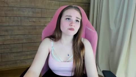 Snapshot of annetbennette chatting on 19, 6, 2026 AnnetBennette online show from 19, 6, 2026