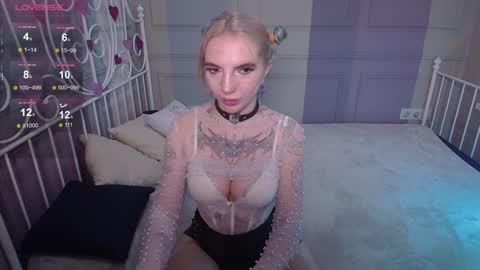 Snapshot of annetenet chatting on 1, 2, 2025 Annet online show from 1, 2, 2025