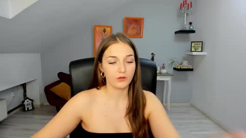 annewilsonn online show from 23, 11, 2025