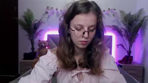Snapshot of annibrownss chatting on 20, 7, 2026 Anni online show from 20, 7, 2026