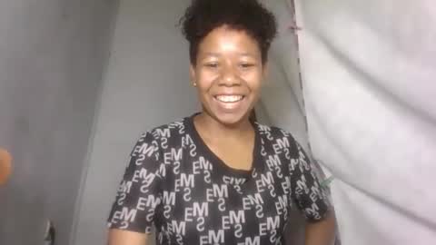 Snapshot of annick98 chatting on 27, 2, 2026 annick98 online show from 27, 2, 2026