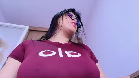 annie_20_ online show from 4, 4, 2026