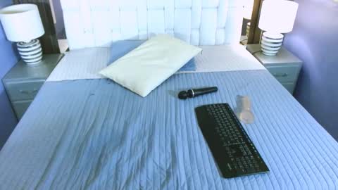 Annie  online show from 27, 3, 2026