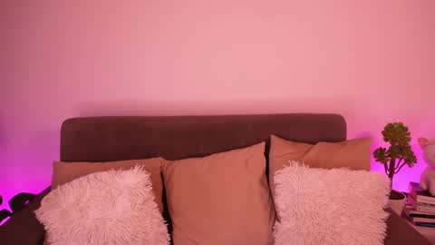 Snapshot of annie_evans24 chatting on 6, 12, 2024 Annie Evans online show from 6, 12, 2024