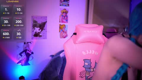 Snapshot of annie_may_may chatting on 8, 12, 2024 Annie May online show from 8, 12, 2024