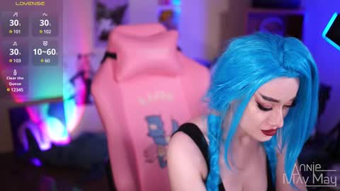 Snapshot of annie_may_may chatting on 2, 3, 2025 Annie May online show from 2, 3, 2025