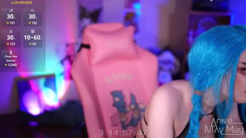 Snapshot of annie_may_may chatting on 8, 3, 2025 Annie May online show from 8, 3, 2025