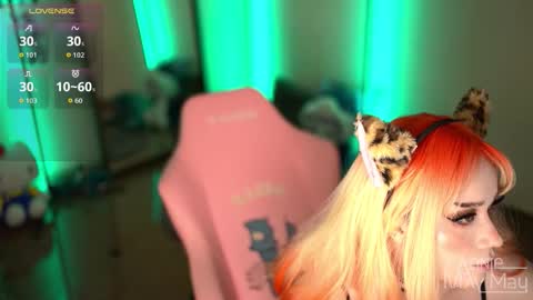 Snapshot of annie_may_may chatting on 9, 11, 2025 Annie May online show from 9, 11, 2025