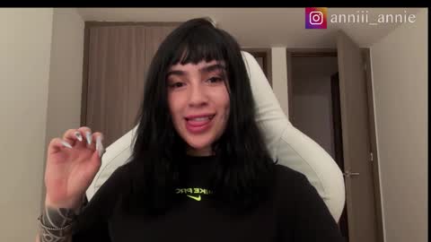 JEANNE no olvides seguirme dont forget follow me  uu online show from 9, 1, 2026