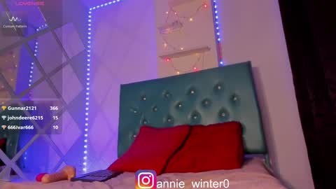 Annie online show from 3, 3, 2025
