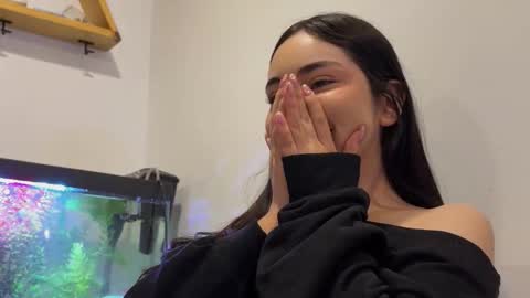 Snapshot of anniebrie chatting on 16, 11, 2025 Cassandra online show from 16, 11, 2025