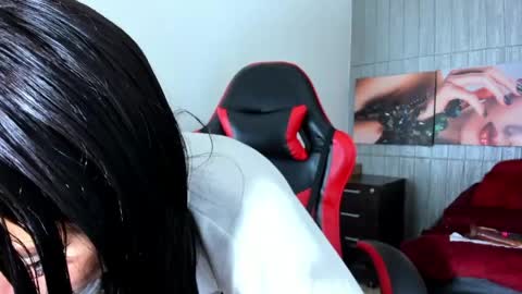 Anniee online show from 29, 5, 2026