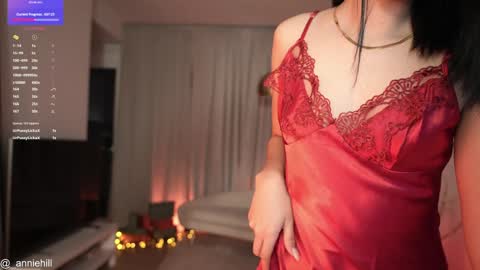 Snapshot of anniehillofficial_ chatting on 20, 12, 2024 anniehillofficial_ online show from 20, 12, 2024