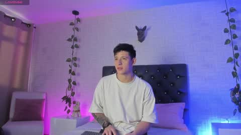 Annie  Alex online show from 3, 12, 2024