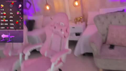 Snapshot of anniita_ chatting on 7, 12, 2024 VIVIANNA online show from 7, 12, 2024