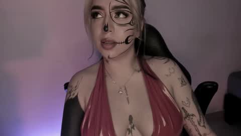 Annika online show from 30, 10, 2025