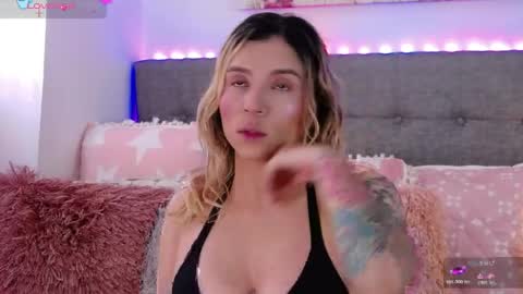 Antonella Lee online show from 7, 4, 2026