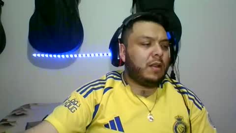 lion kennedy independent model moderator online show from 25, 10, 2025