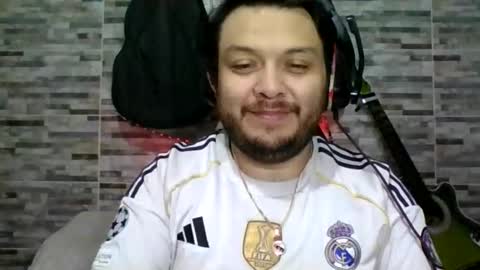 lion kennedy independent model moderator online show from 25, 2, 2026