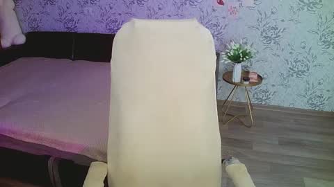 Annie online show from 21, 2, 2025