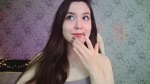 Annie online show from 9, 10, 2025