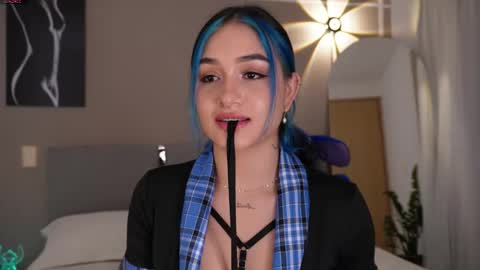    online show from 20, 12, 2025