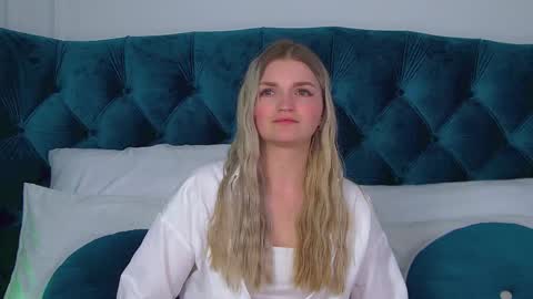 Snapshot of annyraii chatting on 23, 11, 2025 annyraii online show from 23, 11, 2025