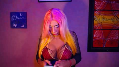 Snapshot of annysheby chatting on 8, 3, 2025 AnnySheby online show from 8, 3, 2025