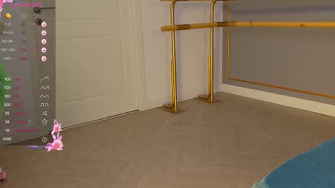 AnnySue online show from 8, 11, 2025