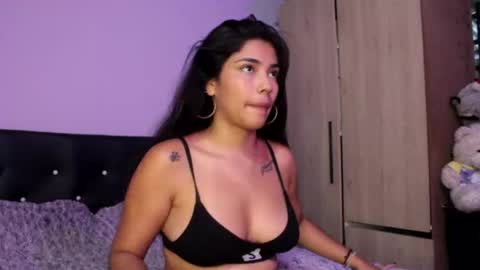 Snapshot of annyt_ chatting on 16, 9, 2025 anny online show from 16, 9, 2025