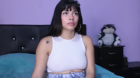 Snapshot of annyt_ chatting on 26, 11, 2025 anny online show from 26, 11, 2025