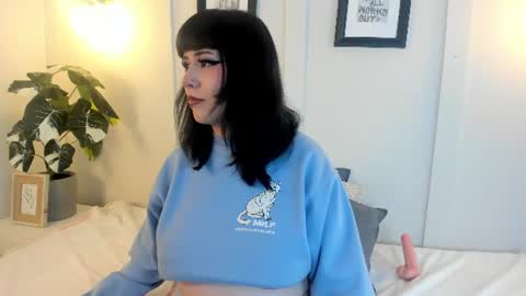 Snapshot of annyy_catt chatting on 12, 6, 2026 anny online show from 12, 6, 2026