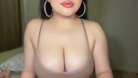 Snapshot of anora_sunny chatting on 10, 11, 2025 Any online show from 10, 11, 2025