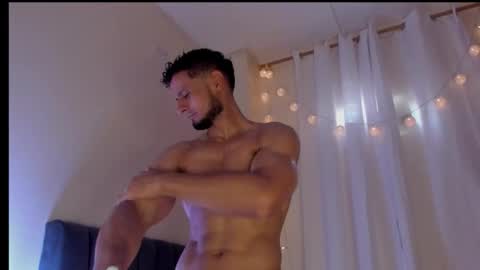 Snapshot of anthony_lewis_ chatting on 21, 9, 2025 Adonys Creeb online show from 21, 9, 2025