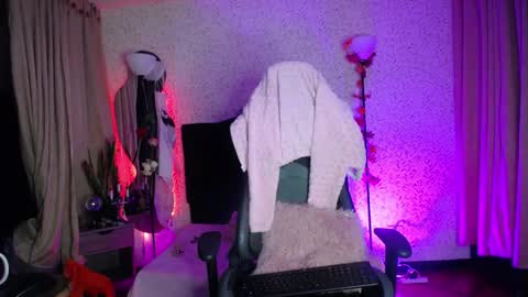 antia_x online show from 2, 11, 2025