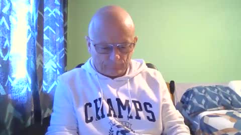 Snapshot of antmatt2025 chatting on 24, 9, 2025 antmatt2025 online show from 24, 9, 2025