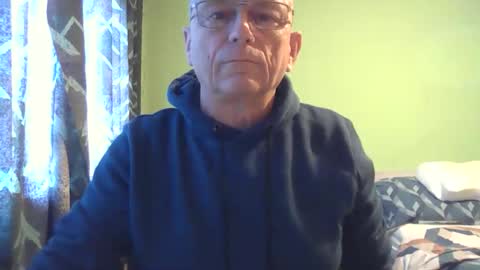 Snapshot of antmatt2025 chatting on 6, 10, 2025 antmatt2025 online show from 6, 10, 2025