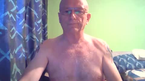 Snapshot of antmatt2025 chatting on 31, 10, 2025 antmatt2025 online show from 31, 10, 2025