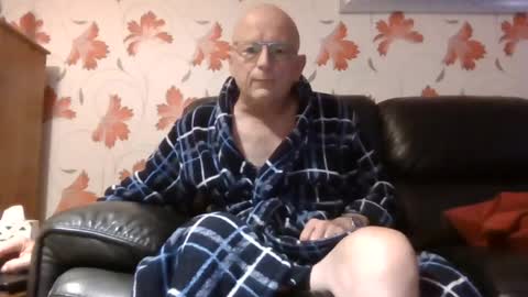 Snapshot of antmatt2025 chatting on 4, 7, 2026 antmatt2025 online show from 4, 7, 2026