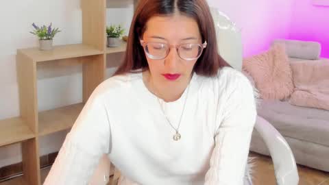 Snapshot of antoneella__ chatting on 7, 10, 2025 Antonella online show from 7, 10, 2025