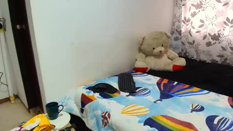 ANTONELLA WILLIAM  INDEPENDIENTE online show from 21, 1, 2025